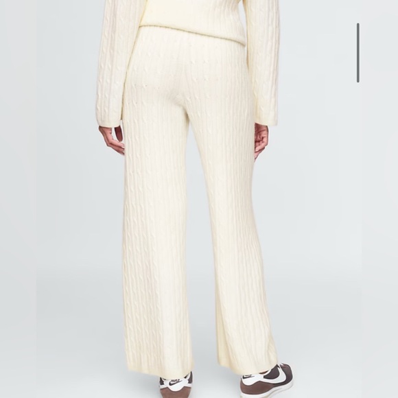 Gap CashSoft Cable-Knit Sweater Pants size Large cream beige relaxed fit - Picture 2 of 10